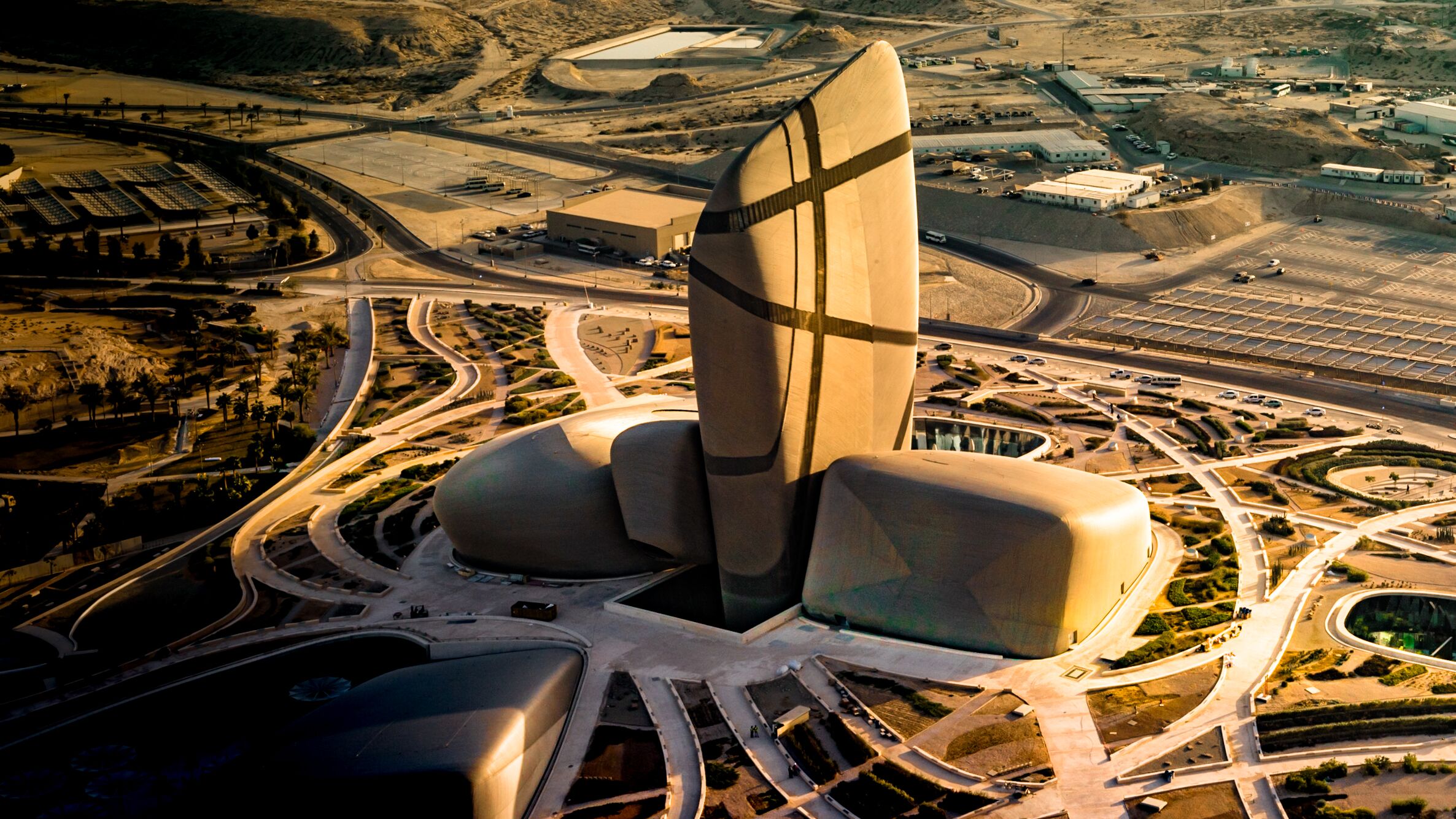 مركز الملك عبد العزيز في الرياض- للمعماري راسم بدران